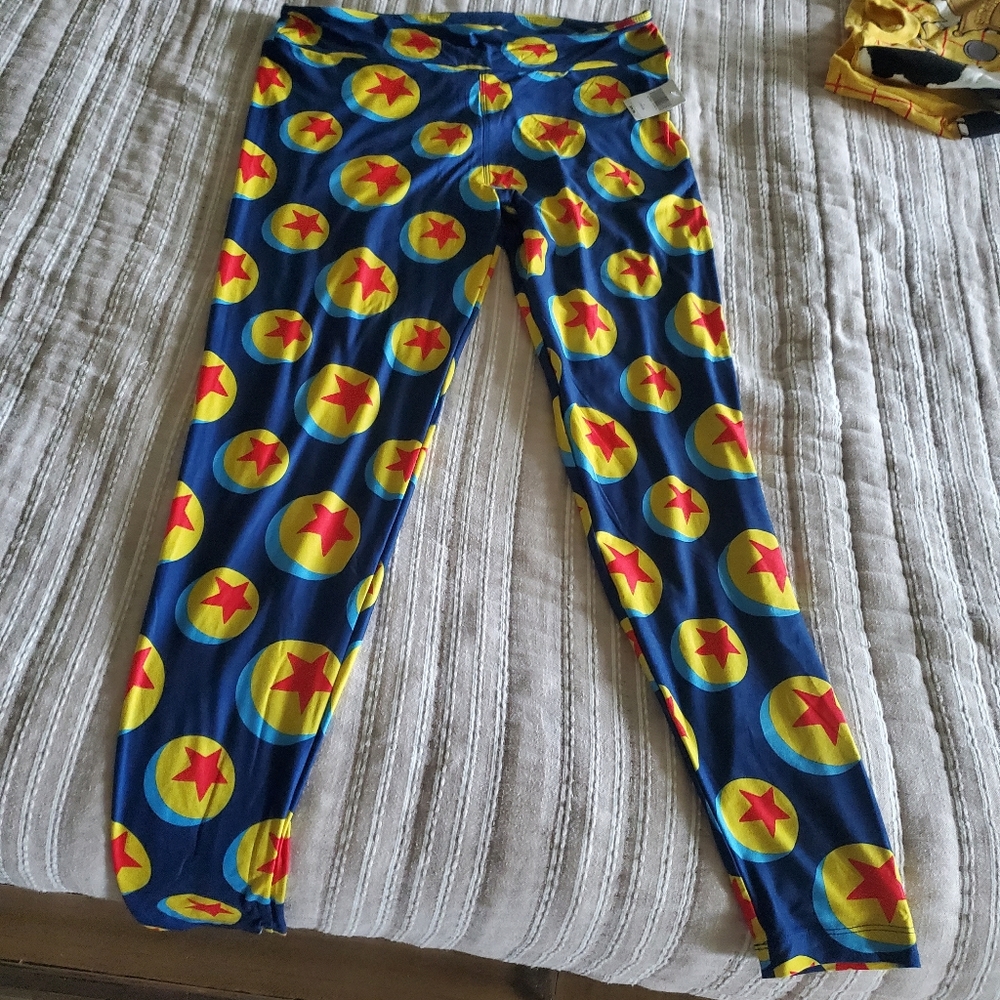 BNWT pixar leggings